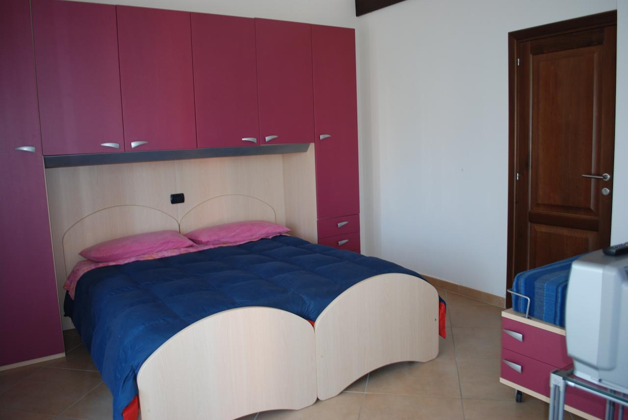 Bed and Breakfast Eldivin Сан-Теодоро Номер фото